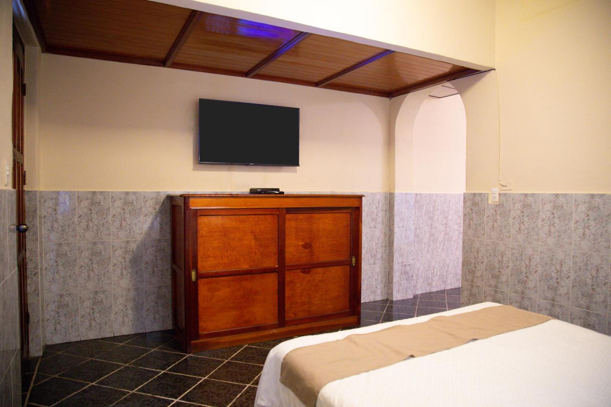 Hotel Privada Guadalupe Monterrey Esterno foto